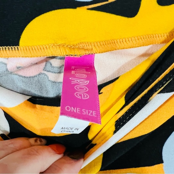 Lularoe Halloween Ghost Print Leggings Size 0/S - Picture 6 of 7